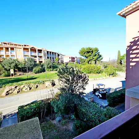 Cap Soleil J2 Appt 204 *