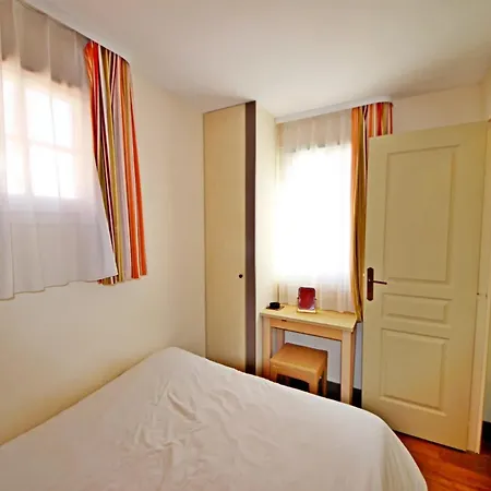 アパート Cap Soleil J2 Appt 204 *